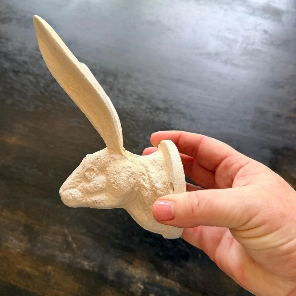 Cast Iron Rabbit Wall Hook Antique White Farmhouse Decor 7